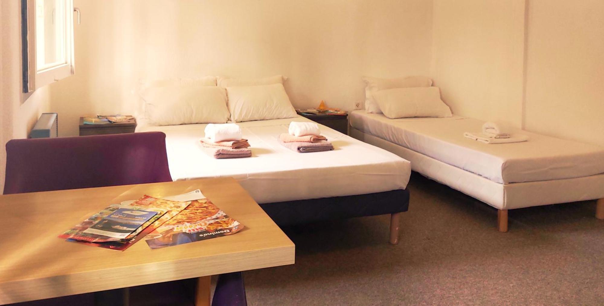 Hotel La Voile Bleue La Richardais Ngoại thất bức ảnh