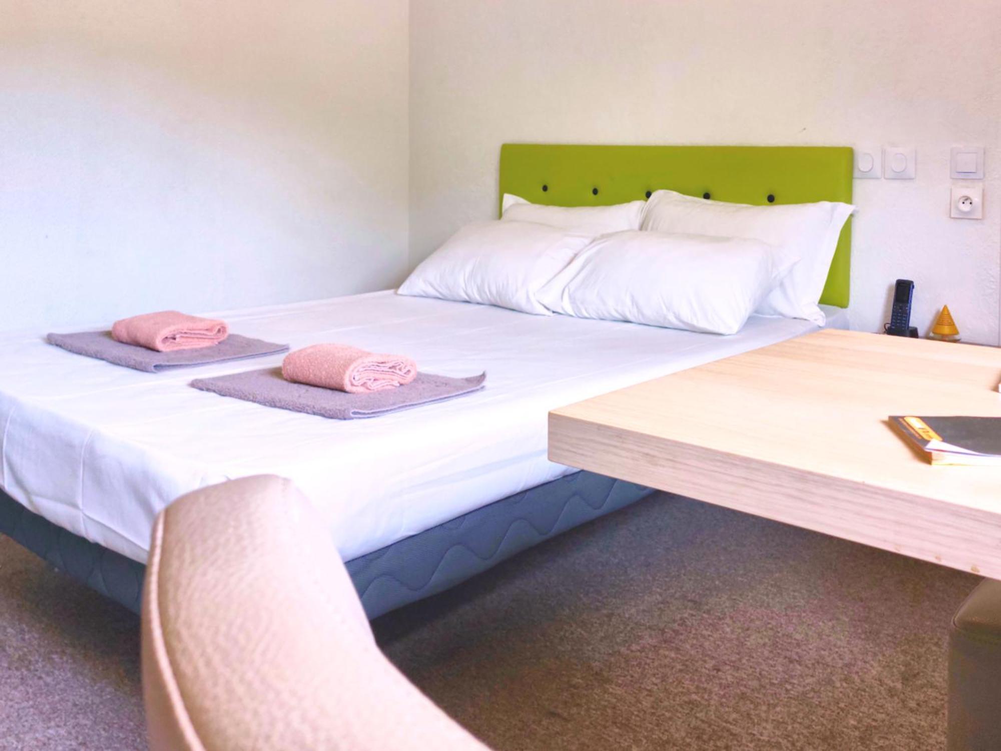 Hotel La Voile Bleue La Richardais Ngoại thất bức ảnh