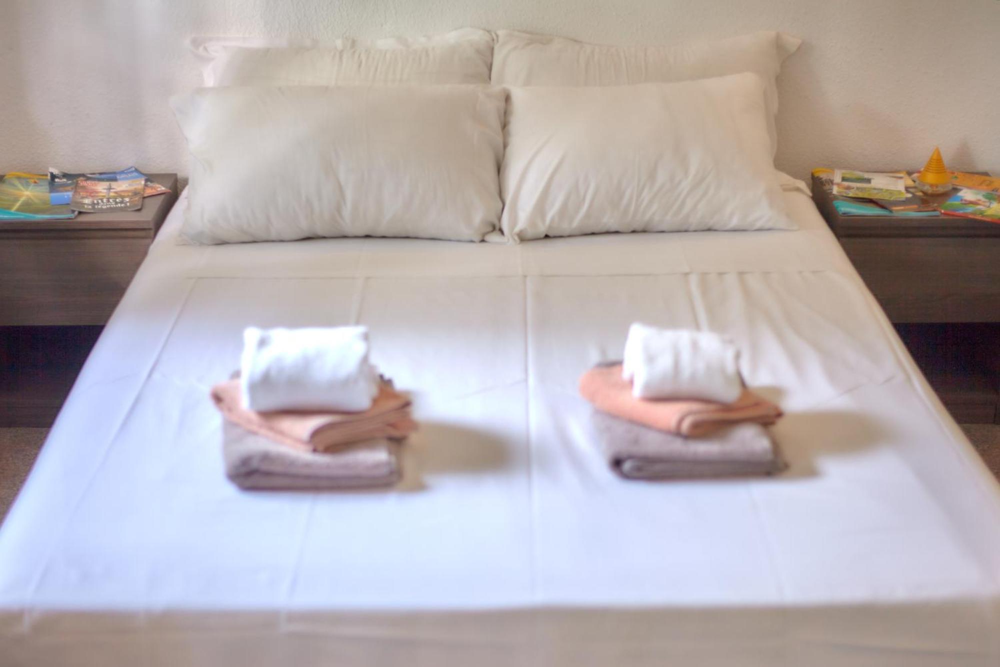 Hotel La Voile Bleue La Richardais Ngoại thất bức ảnh