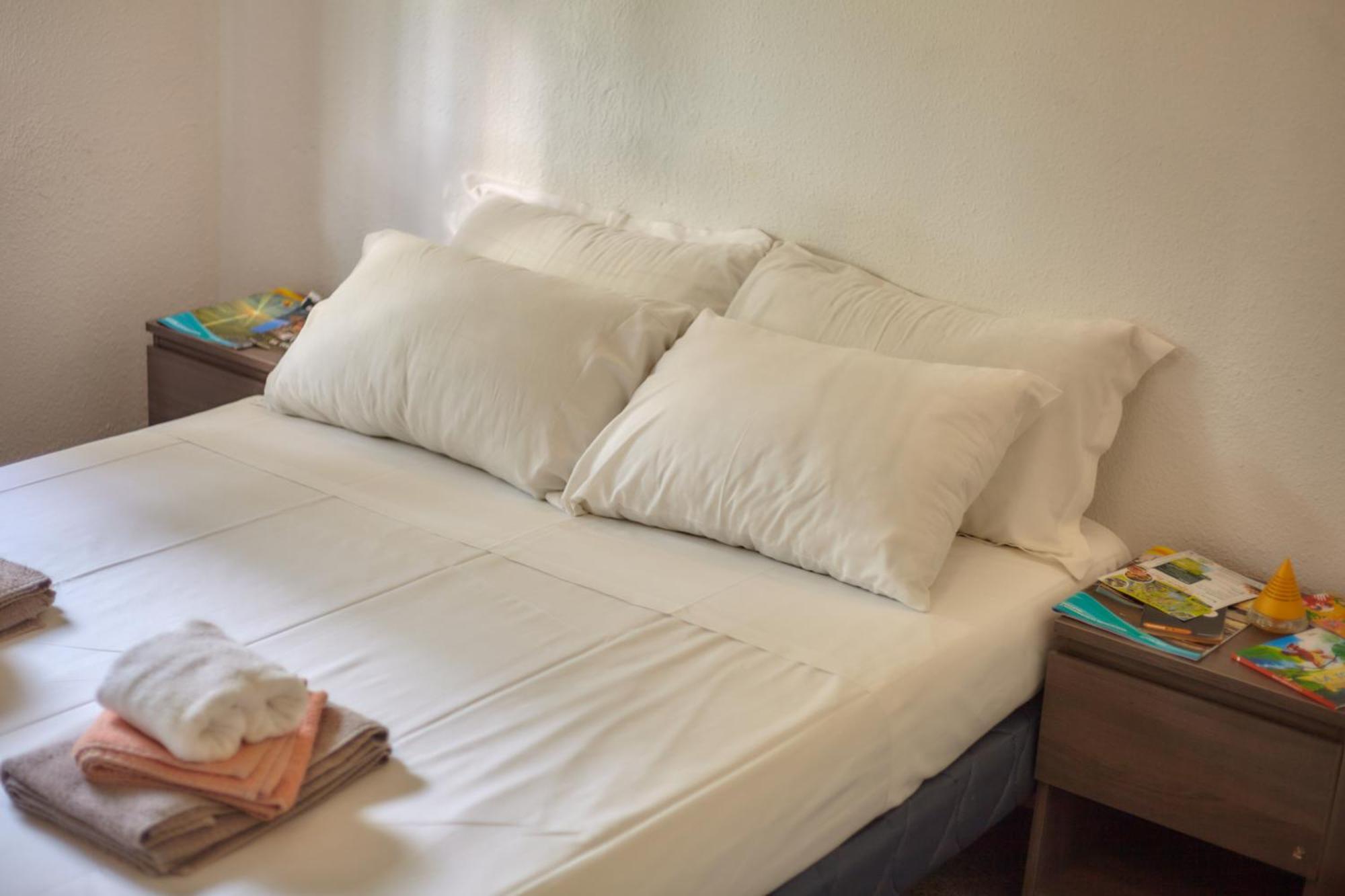 Hotel La Voile Bleue La Richardais Phòng bức ảnh