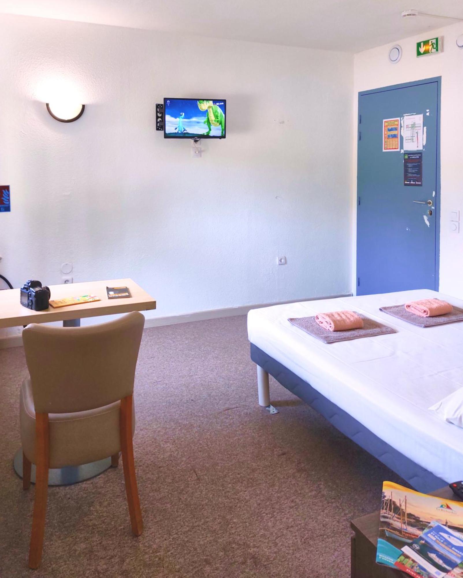 Hotel La Voile Bleue La Richardais Ngoại thất bức ảnh