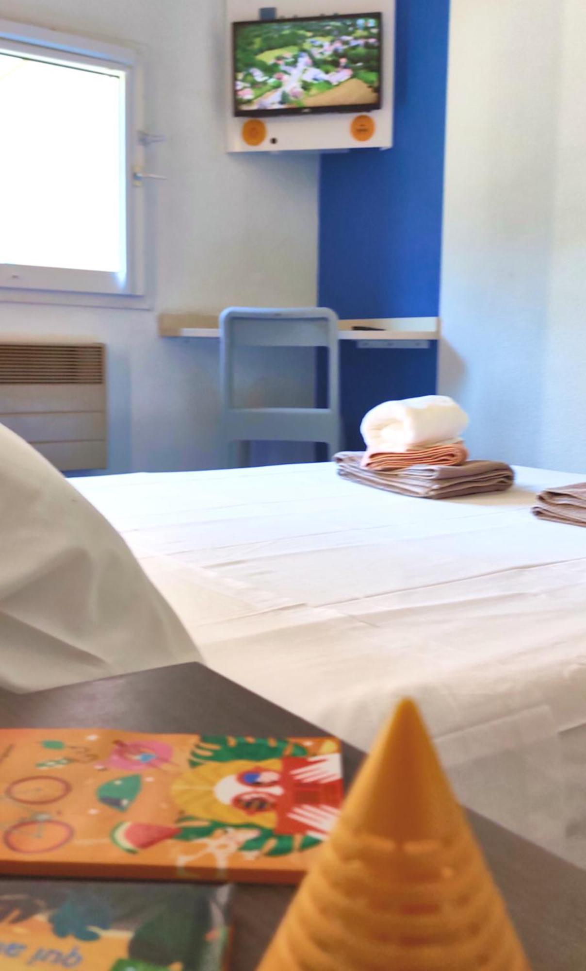 Hotel La Voile Bleue La Richardais Ngoại thất bức ảnh