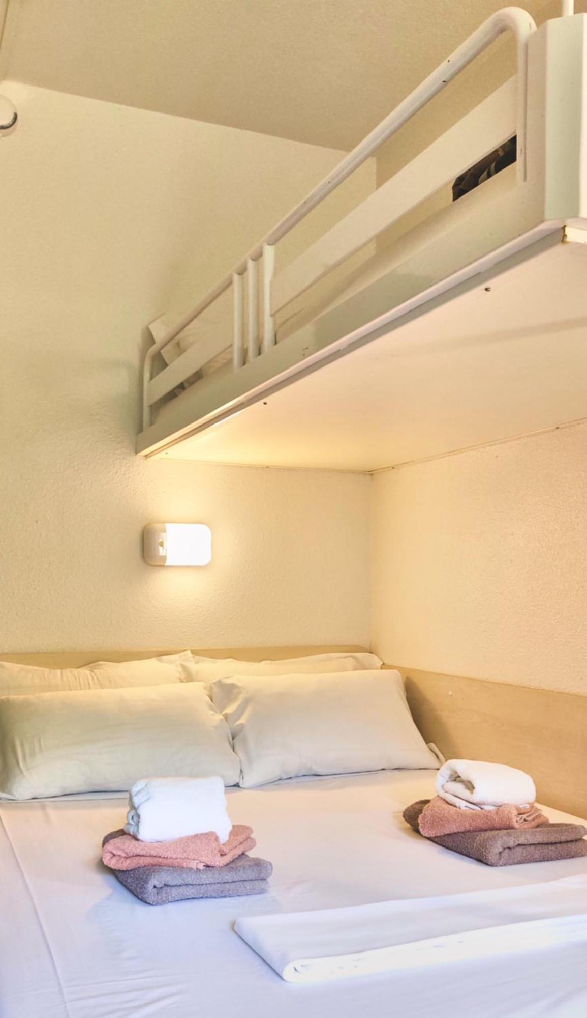 Hotel La Voile Bleue La Richardais Ngoại thất bức ảnh